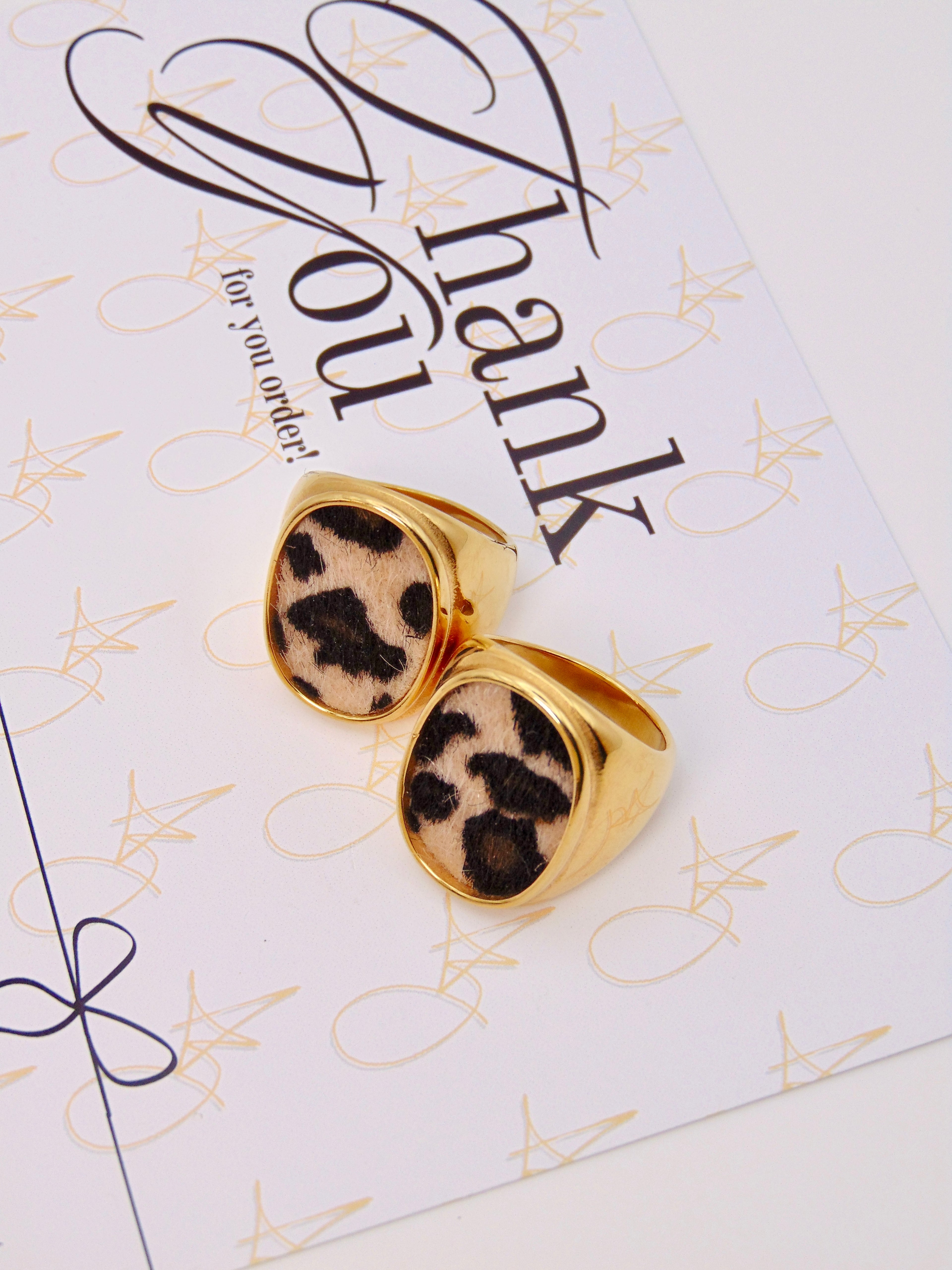 Savannah Signet Ring