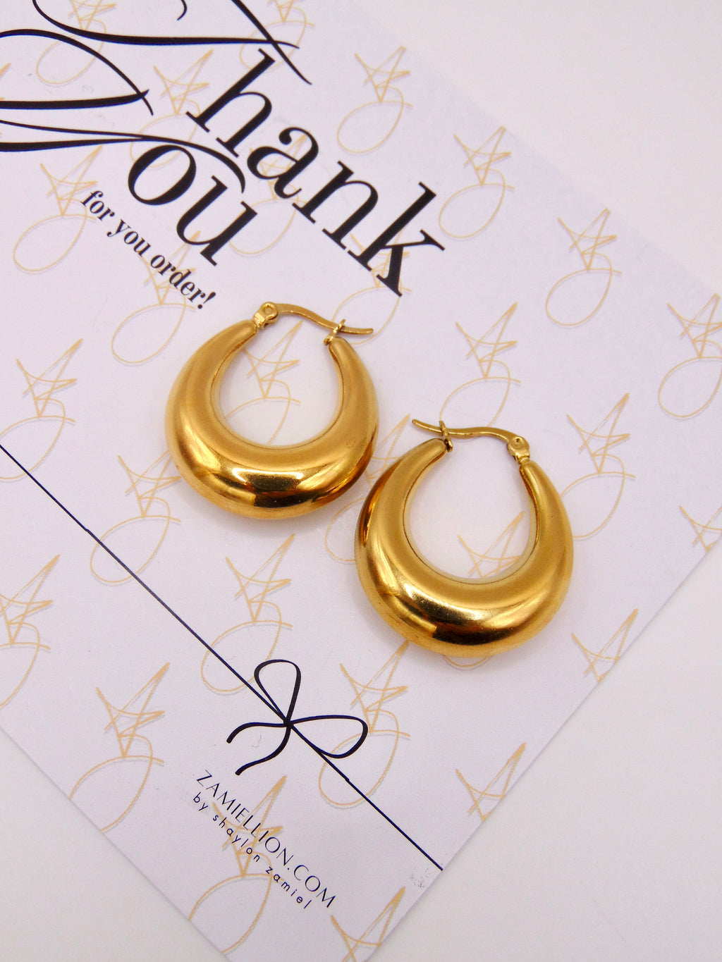 Capri Hoops