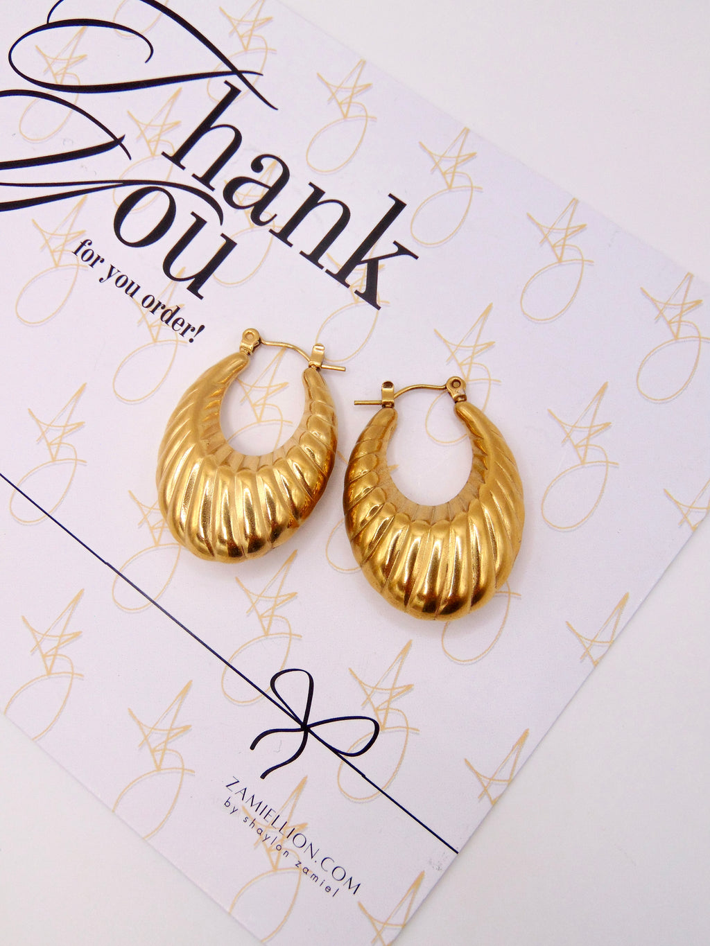 Soleil Hoops