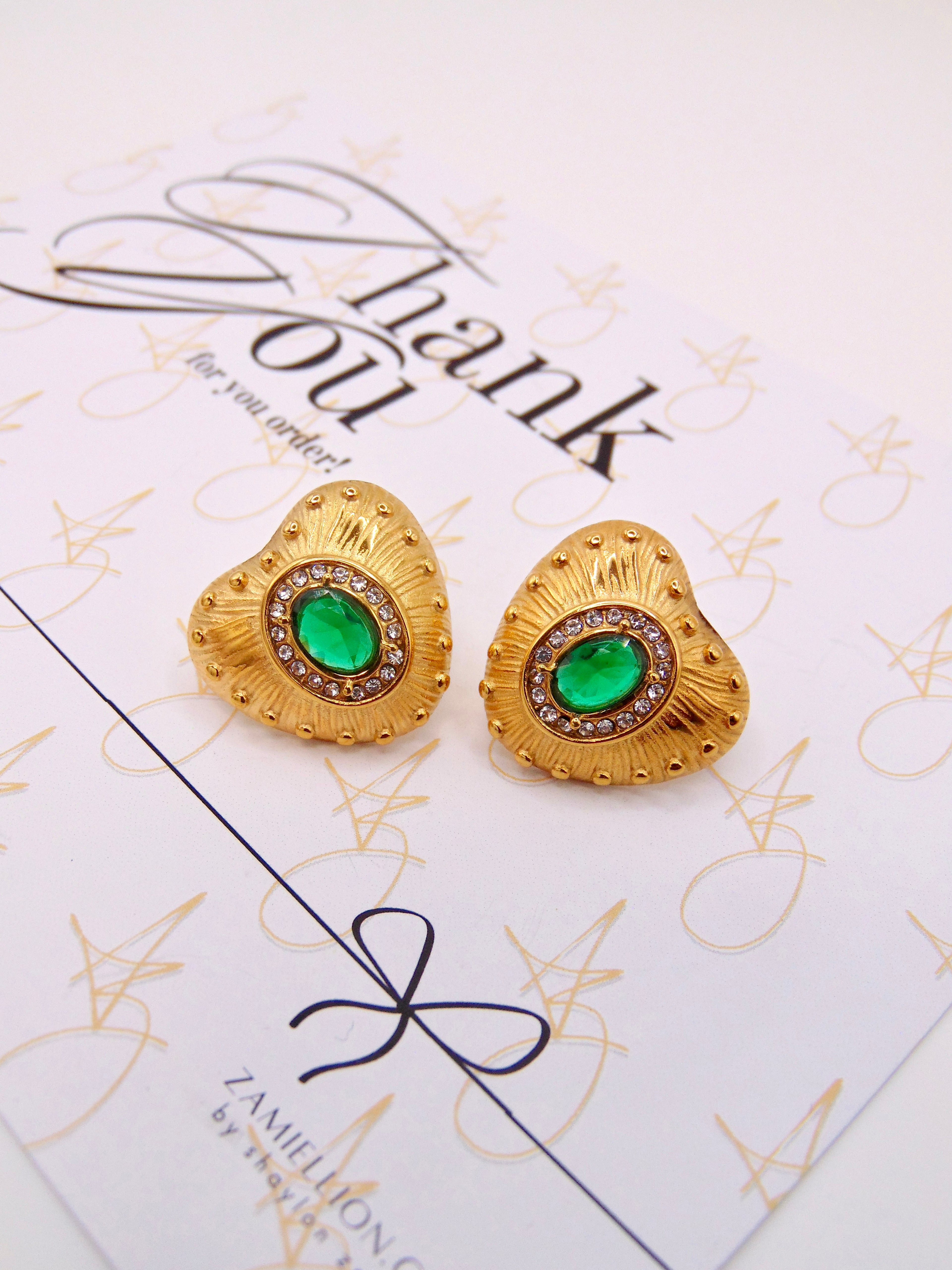 Amour Studs